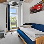 N334-karrebaeksminde-reedtzholmvej-127 *